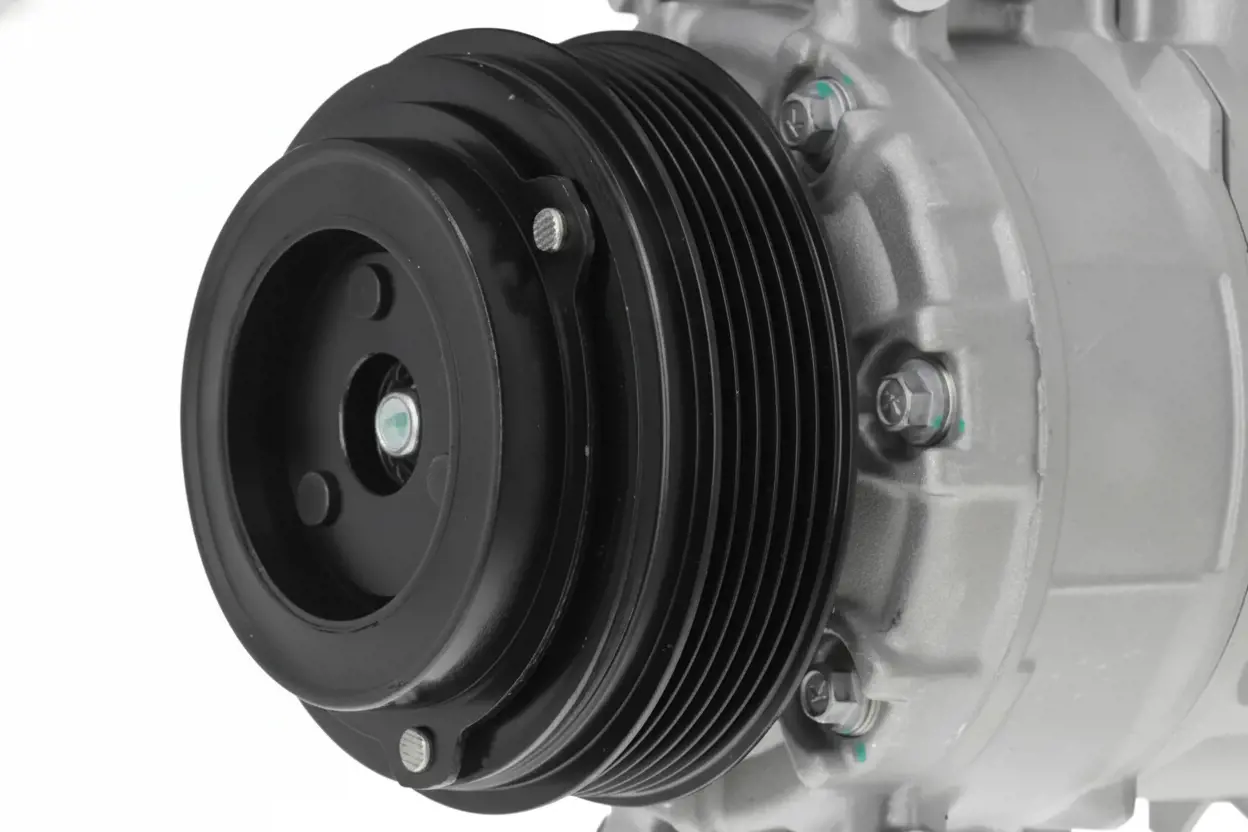 Компрессор кондиционера VALEO 813250
