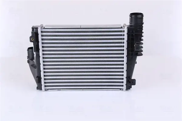 Радиатор интеркулера NISSENS 961523