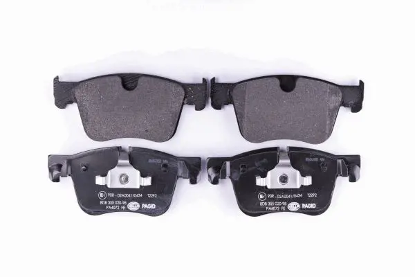 Тормозные колодки передние HELLA 8DB 355 020-981