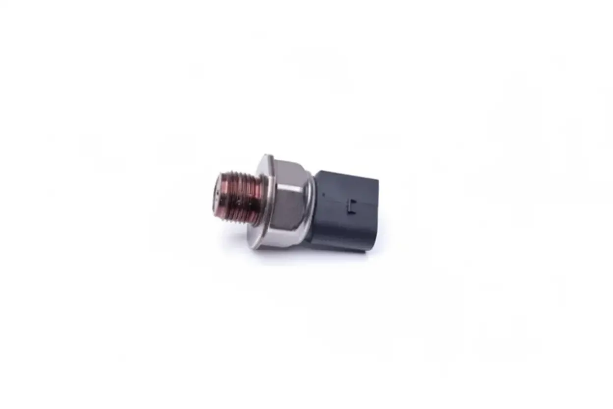 Датчик давления топлива ESEN SKV 17SKV409