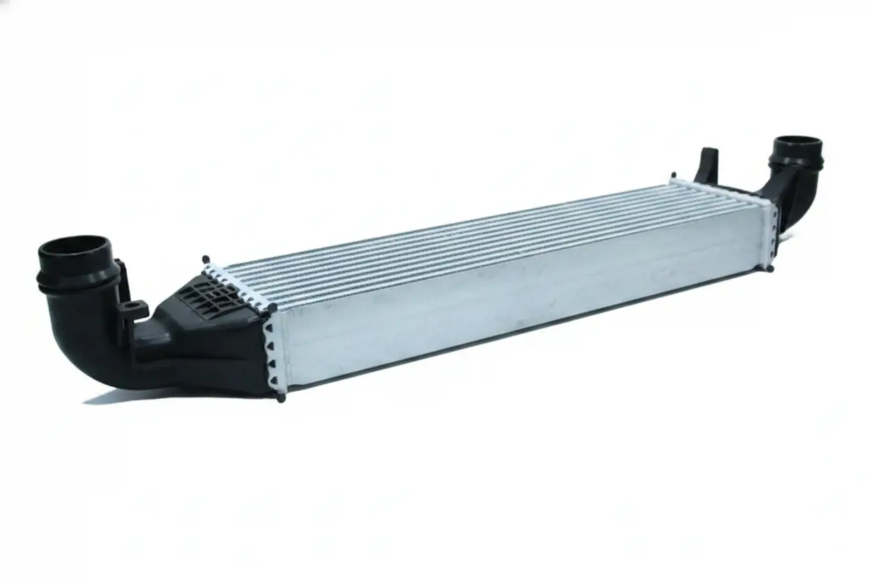 Радиатор интеркулера MAXGEAR AC630060