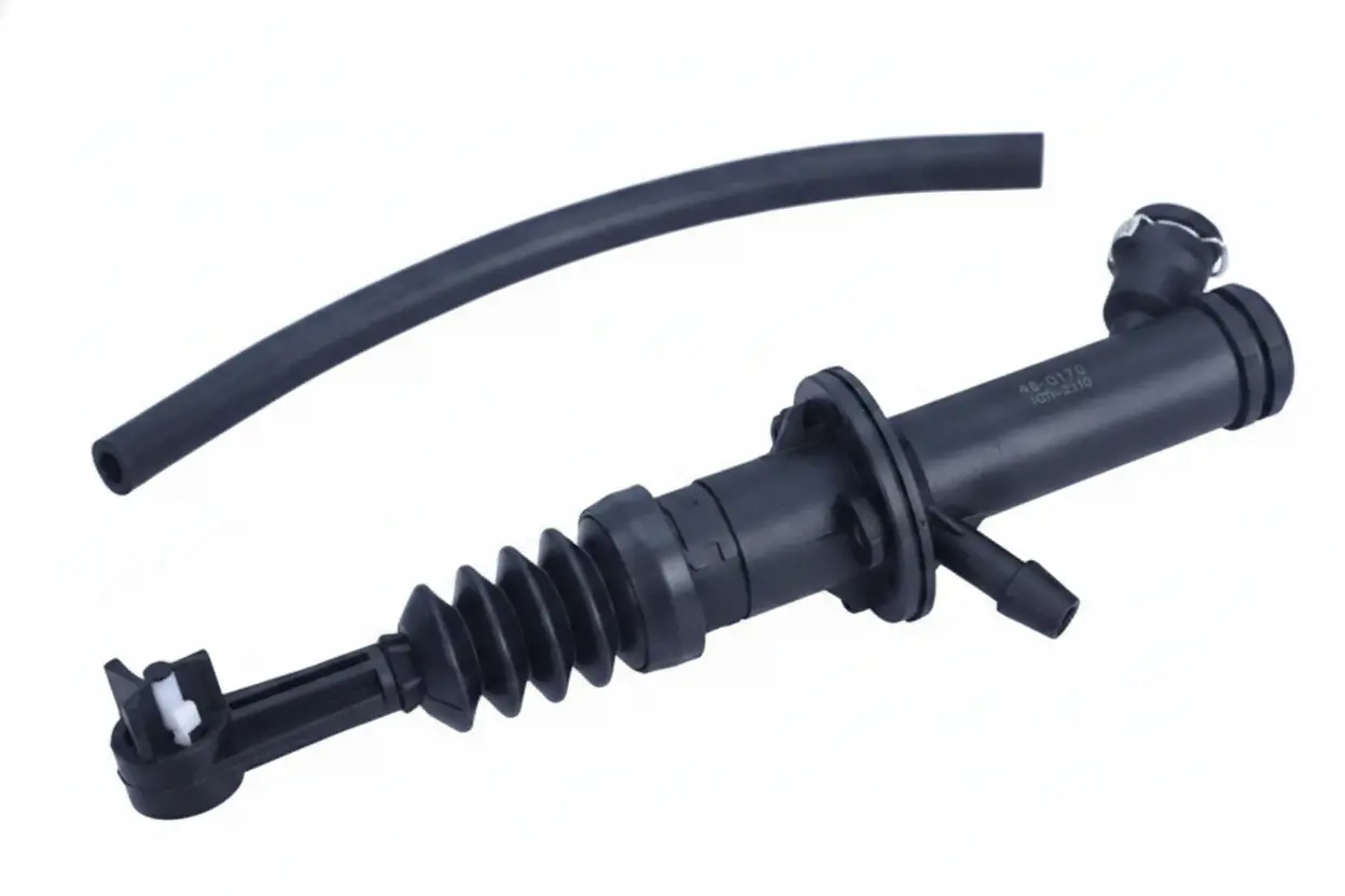 Главный цилиндр сцепления MAXGEAR 46-0176