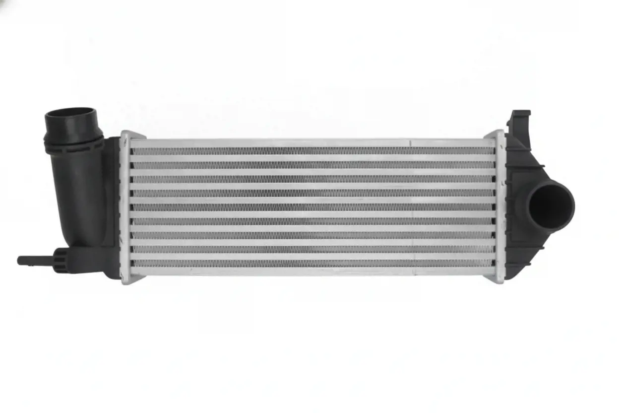 Интеркулер MAGNETI MARELLI 351319205510