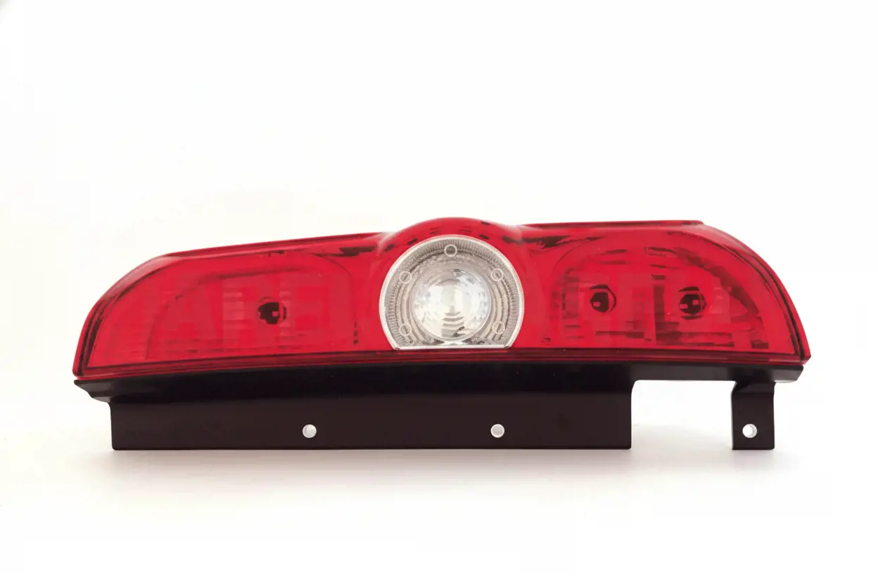 Фонарь задний MAGNETI MARELLI 712203821110