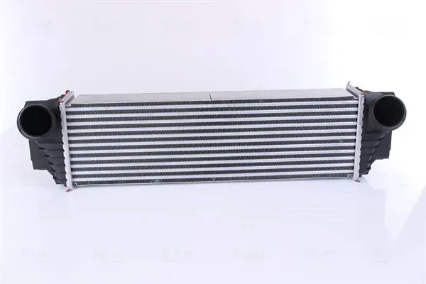 Радиатор интеркулера NISSENS 96100