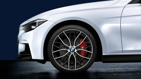 Легкосплавный диск M Double Spoke 405 серебристый/с алмазной проточкой 8,5J ET47 3er / 4er BMW 36116796265