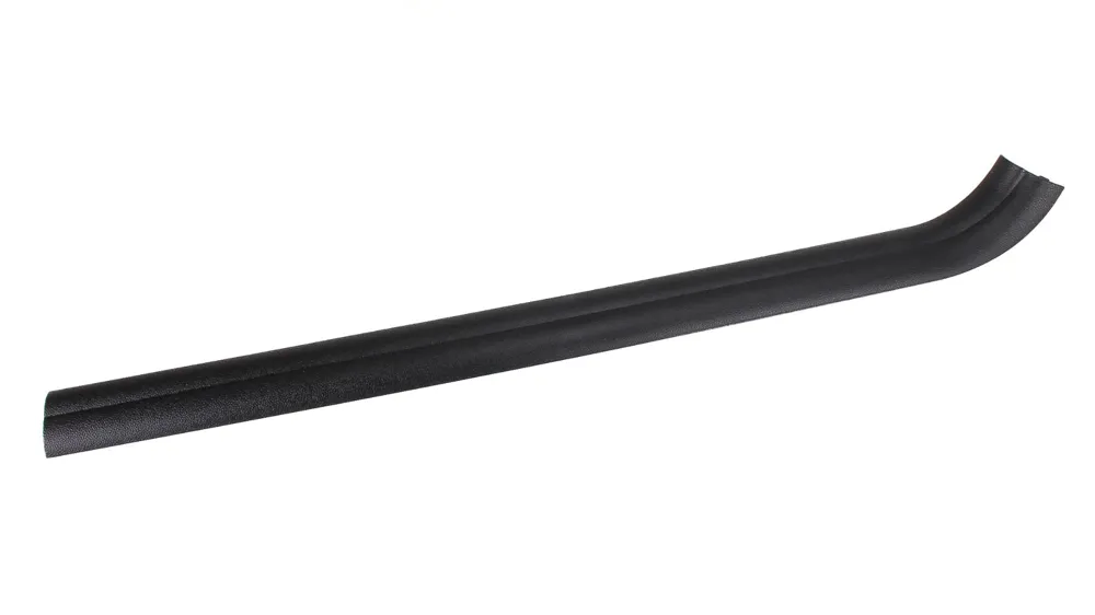 Накладка порога внутренняя правая BMW 51476981706