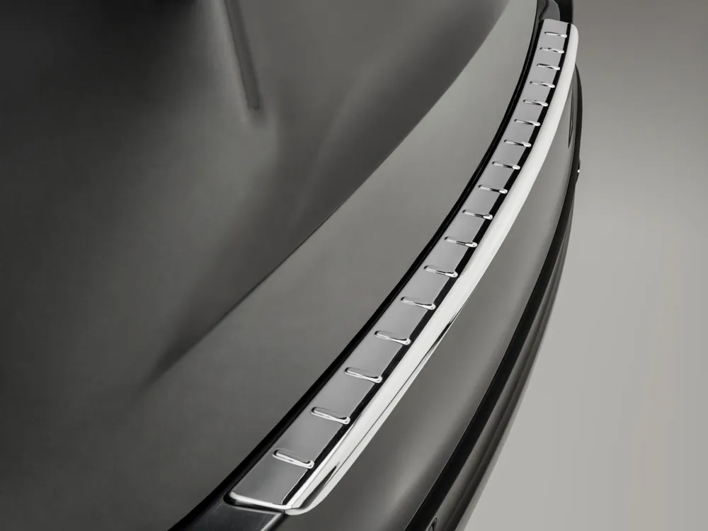 Защита порога багажника хромированная GLE V167 Mercedes-Benz A1676930000