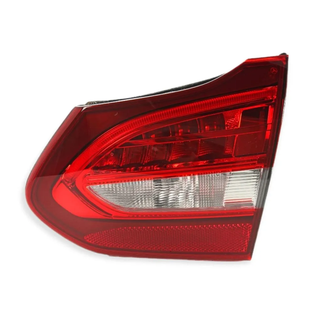 Задний фонарь на двери багажника правый для C-класса 205 Mercedes-Benz A2059065600